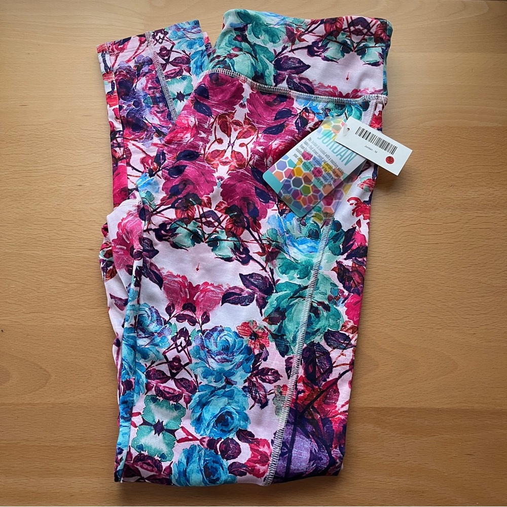 LulaRoe Jordans Pink Floral size M